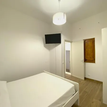 Medusa -in Centro, Aria Condizionata E No Ztl -city Centre, Aircon, No Ltz *