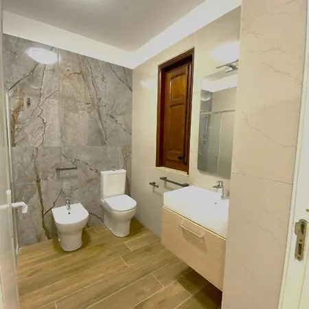 Medusa -in Centro, Aria Condizionata E No Ztl -city Centre, Aircon, No Ltz